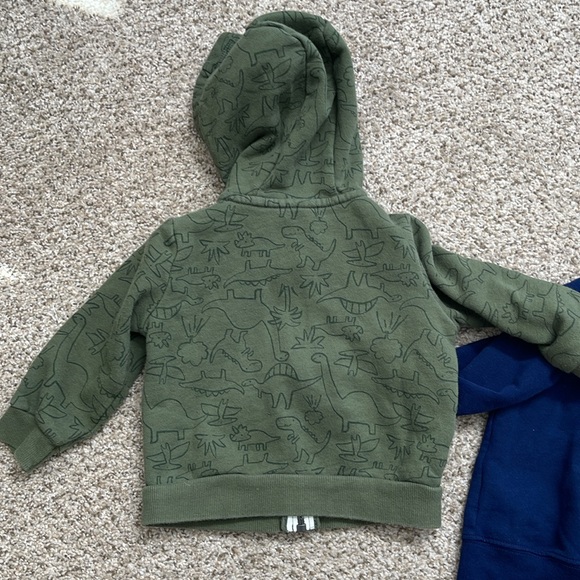 18 month Toddler Boy Sweatshirt and Shirt bundle - Picture 9 of 11